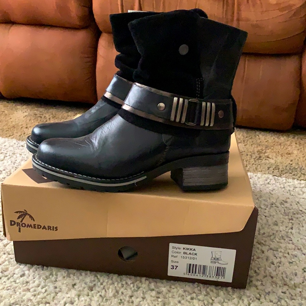 Dromedaris- leather ankle boot “Kikkha” style